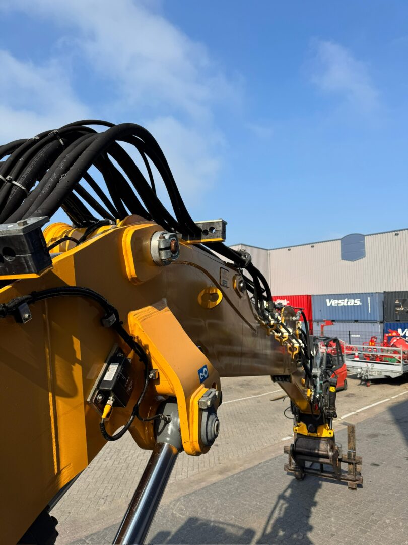 E9609603 7FAB 4663 BE12 97ADFB28EE38